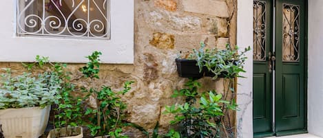 Apartment | Exterior