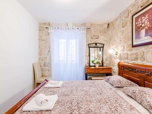 Apartment | 2 bedrooms, iron/ironing board - Apartment Little Star II - Two-bedroom Apartment With City View (Dubrovnik)