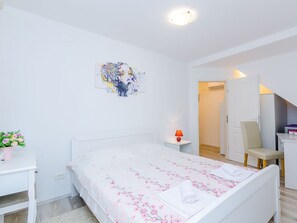 Appartement | 2 slaapkamers, een strijkplank/strijkijzer