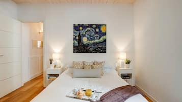 Apartment | 1 bedroom, iron/ironing board, bed sheets