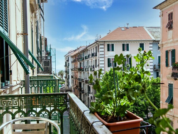 Appartement | Vue sur la ville depuis l’hébergement