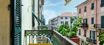 Elegant City-centre Flat