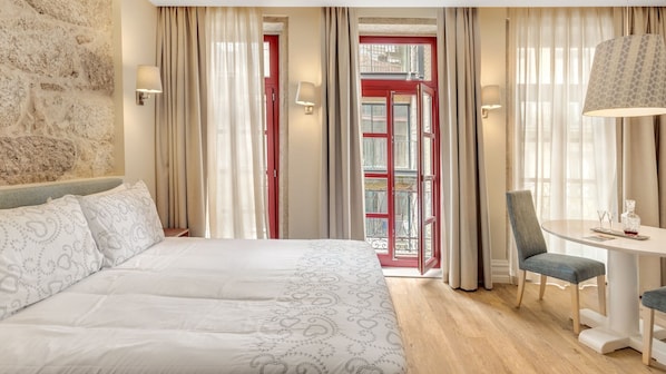Wifi gratis y ropa de cama