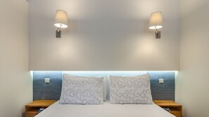 Berço de viagem, Wi-Fi de cortesia, roupa de cama
