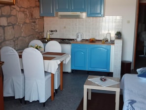 Apartment | Private kitchen