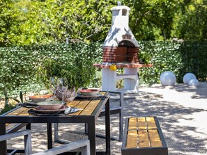House | Dining - Modern Holiday Home in Grizane With Private Pool (Vinodol)