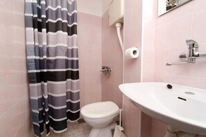 Bathroom - Apartments Dalmatin Zuljana - Studio Apartment 1 (Ston)