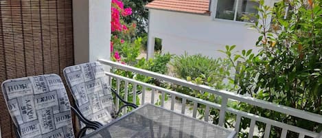 Apartment | Balcony