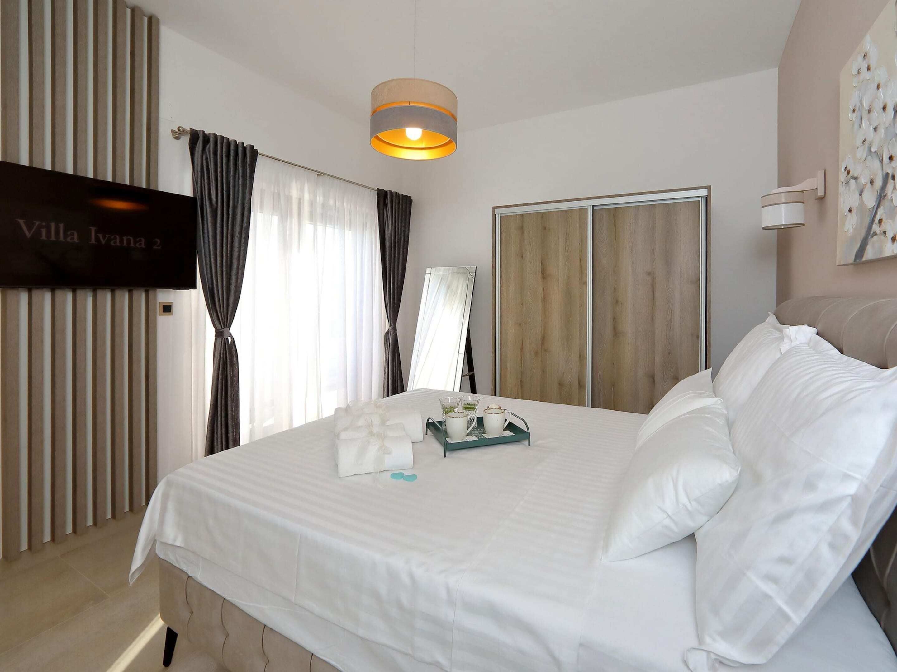 Villa | 4 bedrooms, individually furnished, iron/ironing board, bed sheets