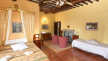 Villa | 3 bedrooms, individually furnished, bed sheets