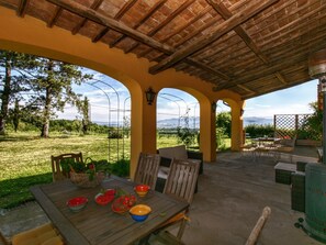 Villa | Restaurantes