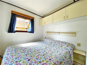 2 habitaciones y muebles diferentes 