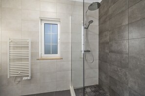 Hair dryer, towels, toilet paper - Fantastic villa in a quiet area but close to the beaches (Albufeira)