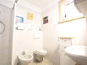 Bathroom - Belvilla by OYO Baita del Sole - Apt 1 (Livigno)