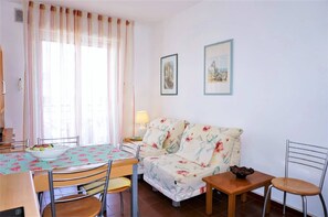 House | Living room - Holiday Home Caorle Near Beach (Caorle)