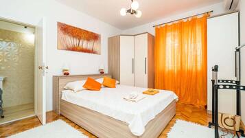 Apartment | 1 bedroom, iron/ironing board