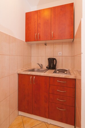 Kühlschrank, Herdplatte