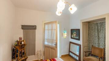 Rumah | 3 kamar tidur dan dilengkapi dengan perabotan berbeda-beda