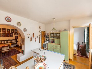 House | Private kitchen - Cosy Holiday Home Near Basilica (Ipolydamásd)