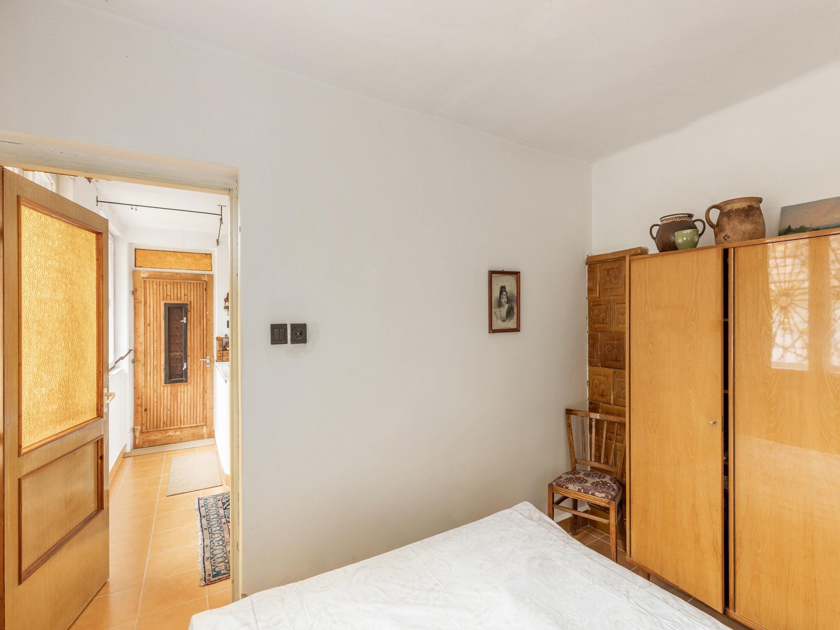 House | 3 bedrooms, individually furnished, bed sheets