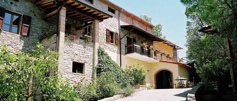 House | Exterior