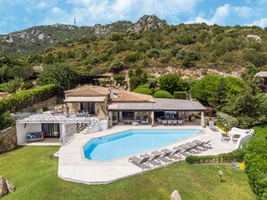 Pool - Luxe Cote Stay- Elegant Villa (Arzachena)