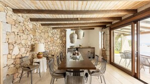 Villa | Dining - Luxe Cote Stay- Elegant Villa (Arzachena)
