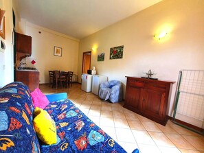 Dining - Mansion Stay With Scenic Views (Siena)