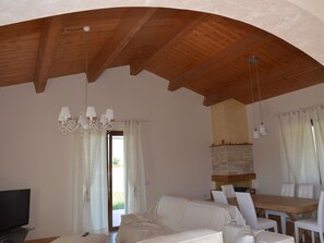 Vila | 3 quartos, individualmente mobiliados, roupa de cama