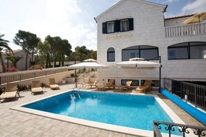 Apartment | Pool | Outdoor pool - Apartments Villa Grlica - One Bedroom Apartment With Balcony and Garden View (Sutivan)