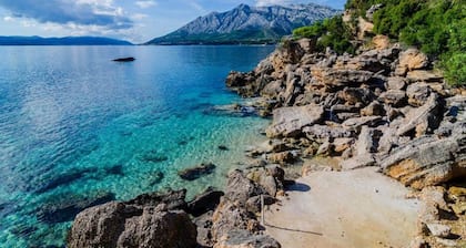 Villa Sea Edge - Three Bedroom Villa With Sea View