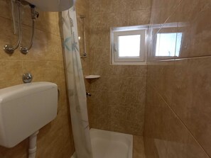Apartment | Badezimmer