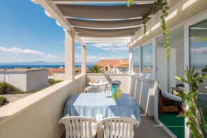Apartment | Balcony
