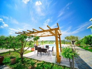 Apartment | Exterior - Charming 2-bed Apartment (Razanac)