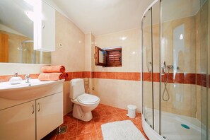 Apartment | Badezimmer