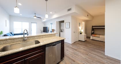 3E| Cozy One Bedroom in Gated Condo by a Lifestyle Center in Katy, TX
