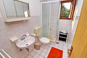 Apartment | Badezimmer