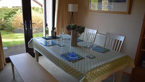 Huis, meerdere bedden | Dineren