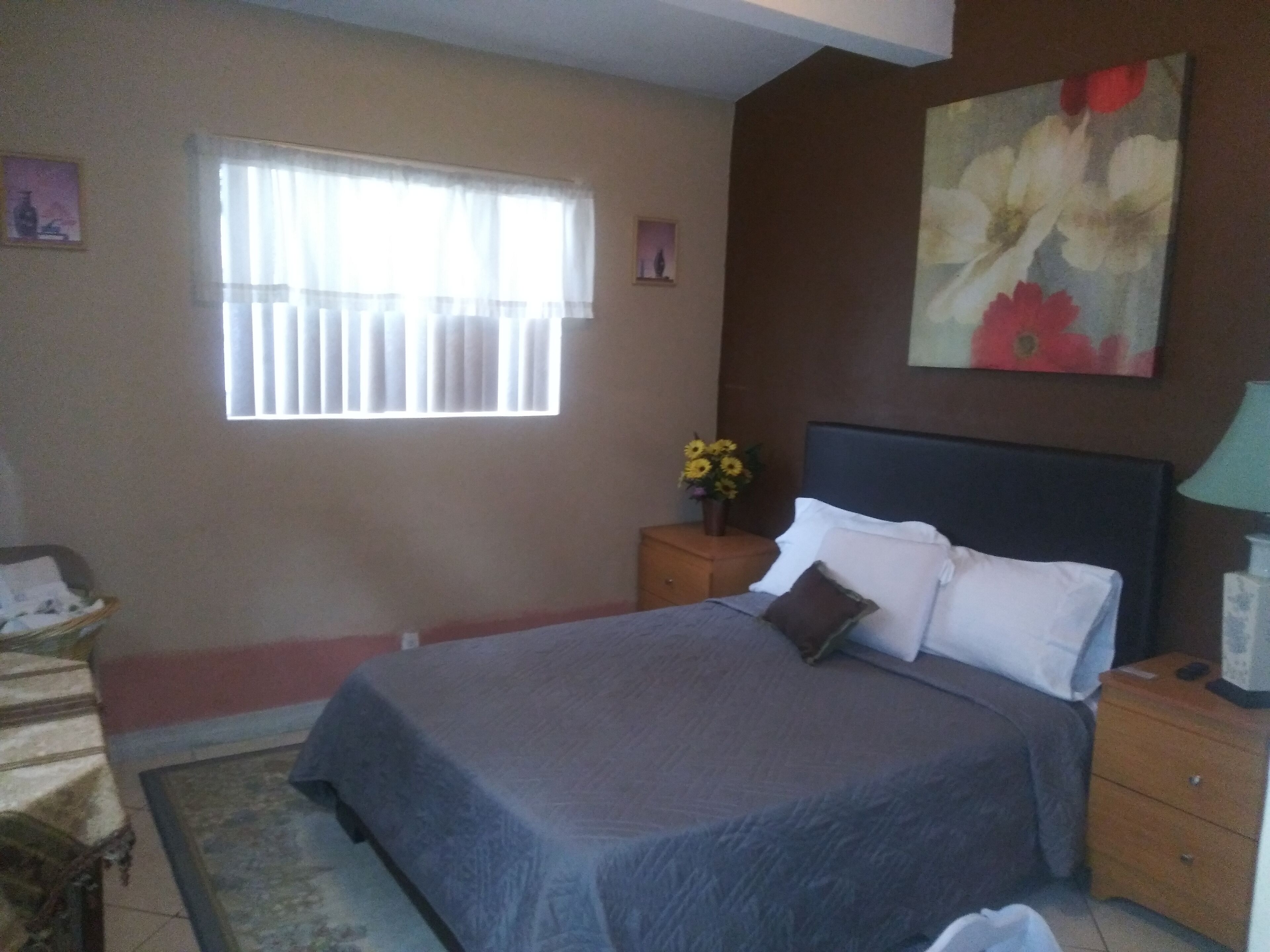 Setrika/meja setrika dan Wi-Fi gratis