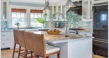 Luxury Beachfront Cottage