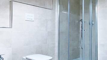 Villa | Bathroom