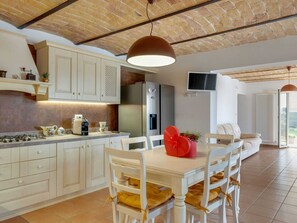 Villa | Eigene Küche