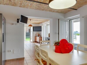 Villa | Restaurantes