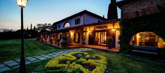 Villa by Lake Trasimeno With Scenic Views