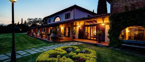 House | Exterior