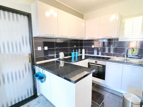 Apartment Marjana Prizba - Two Bedroom Apartment With Terrace and Partial Sea View