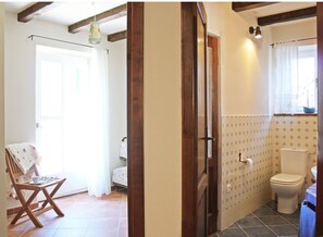 Villa | Bathroom