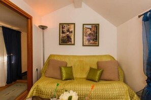 Apartment | Living area - Apartments Roda - One Bedroom Apartment With Terrace - (Supetar)