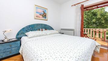 Vila | 5 quartos, ferros/tábuas de passar roupa, roupa de cama