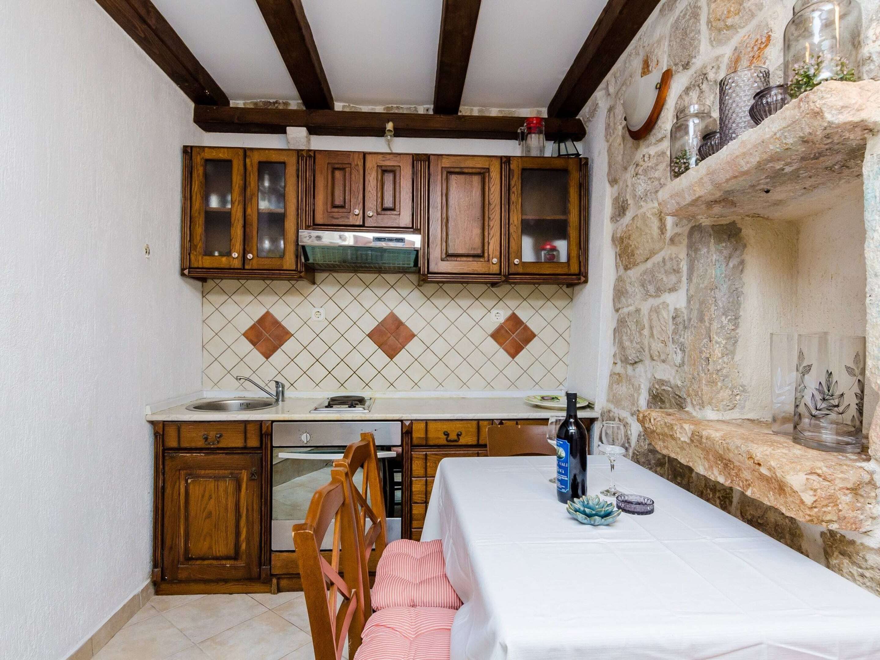 独立别墅 | 私人厨房 | 冰箱、微波炉、烤箱、炉灶